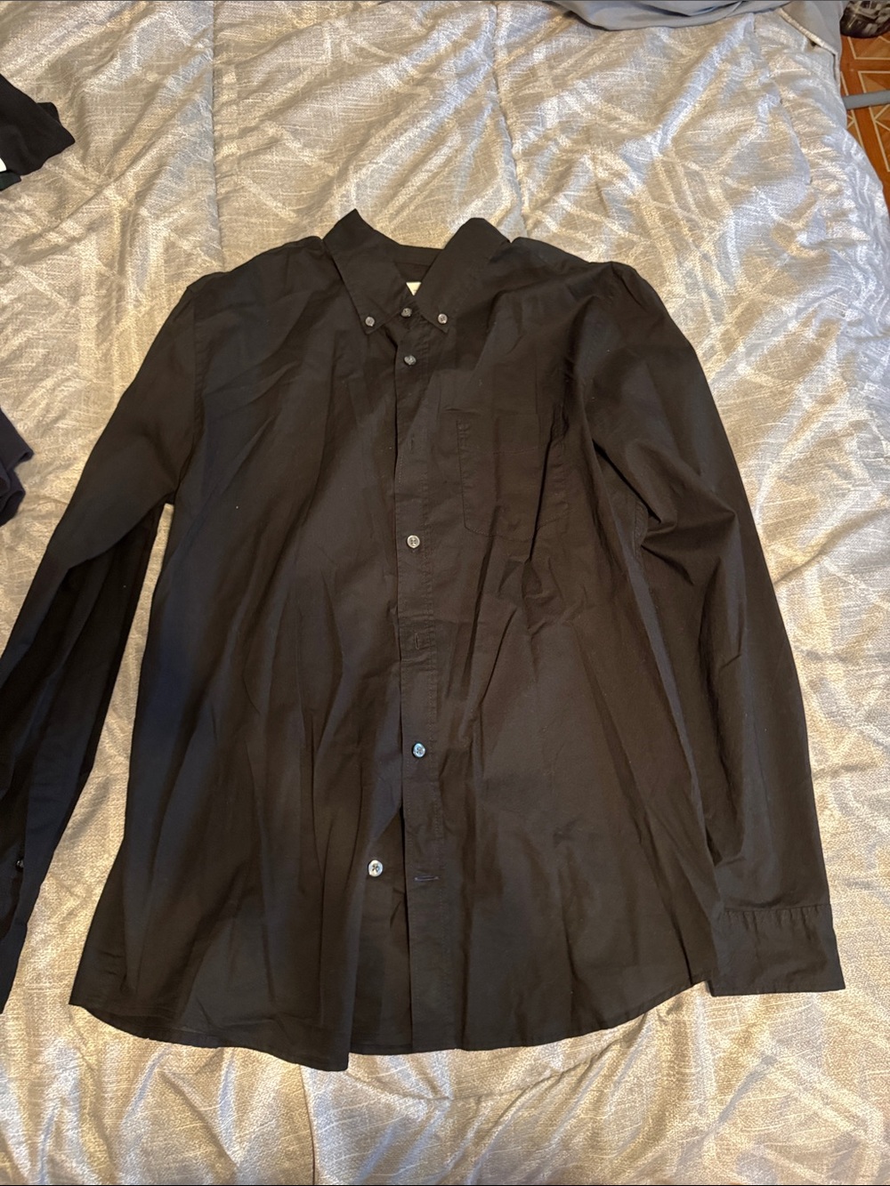 GAP Men's Black Button-Down Dress Shirt